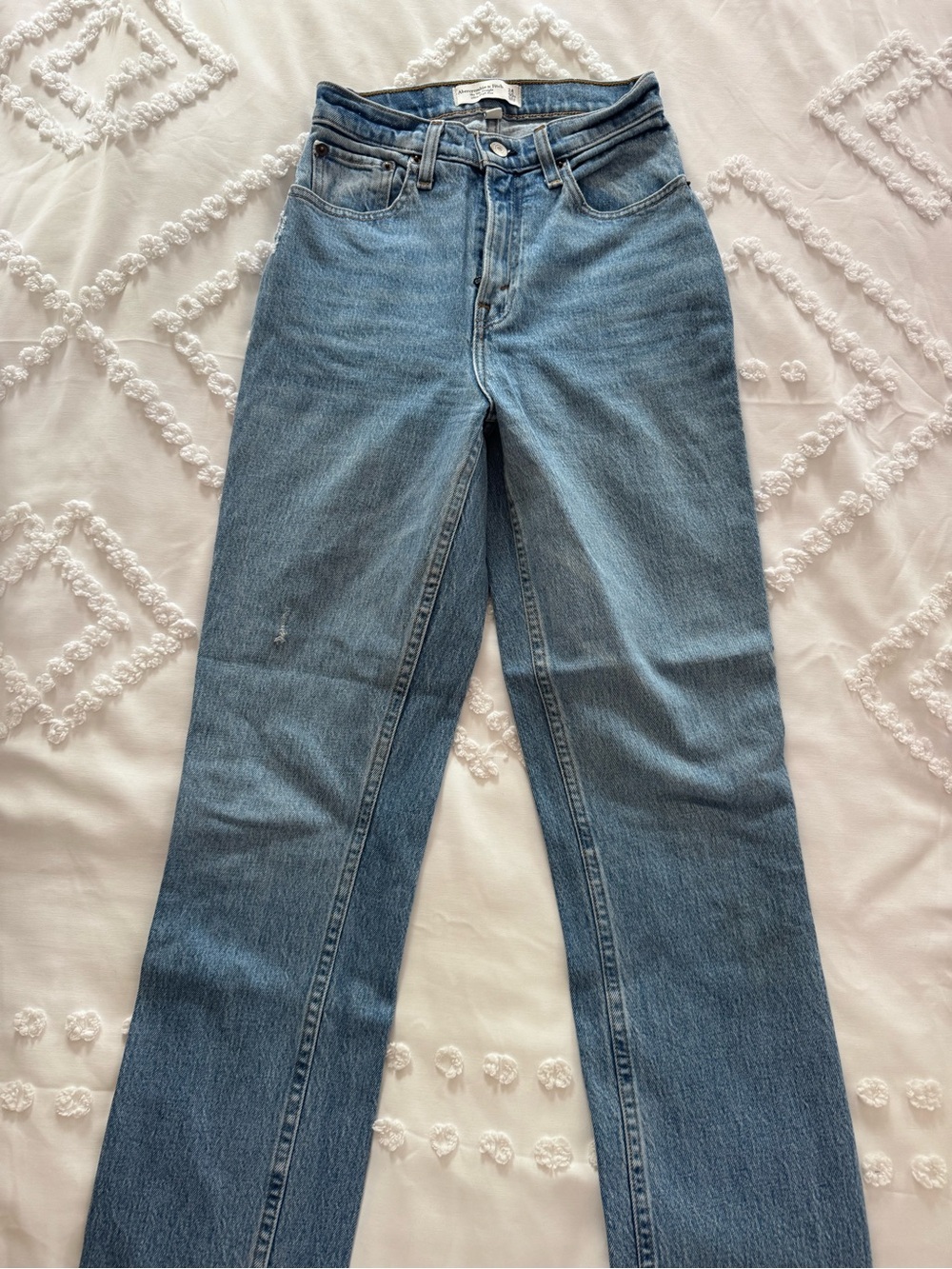Abercrombie & Fitch 90s Straight Ulta High Rise Curve Love